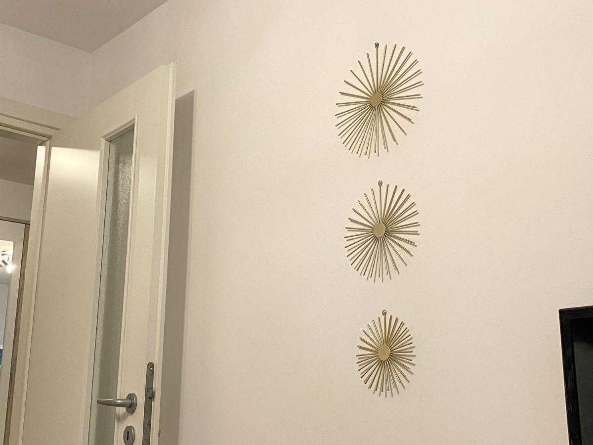 Blue Dream Apartment ティミショアラ エクステリア 写真