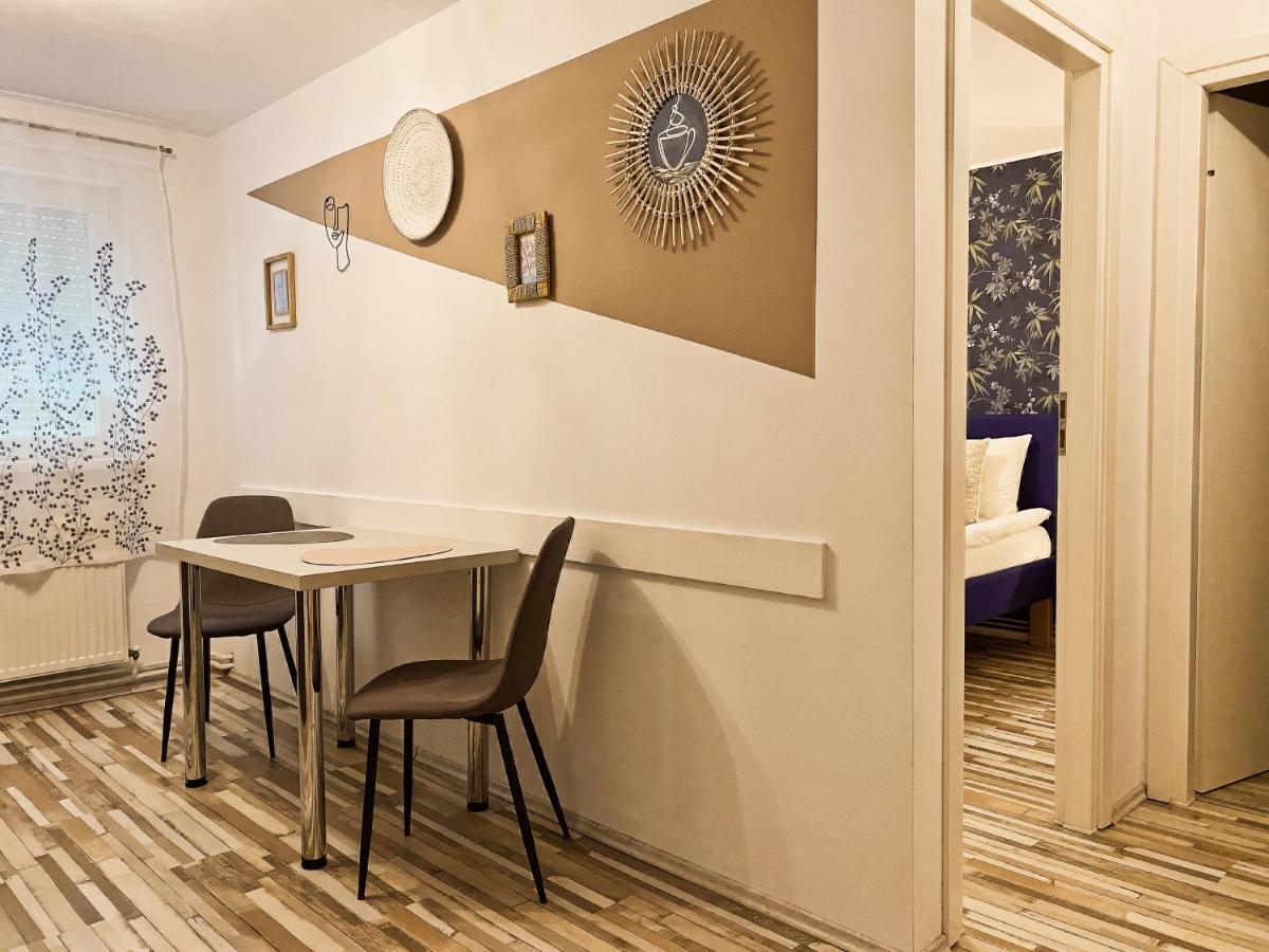 Blue Dream Apartment ティミショアラ エクステリア 写真