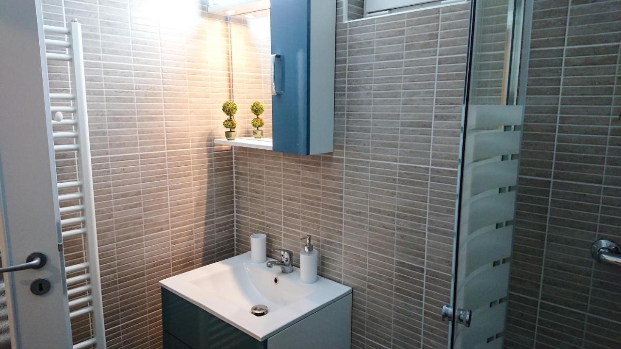Blue Dream Apartment ティミショアラ エクステリア 写真